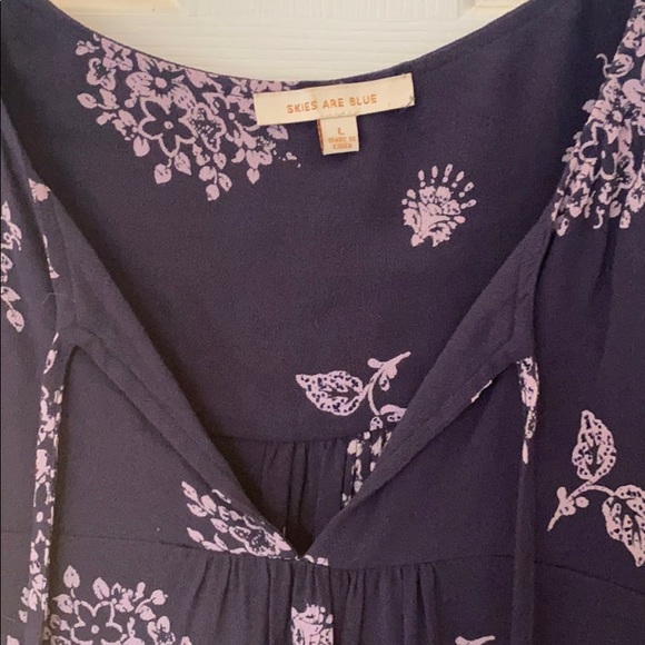 Skies are Blue boho top - Picture 2 of 4